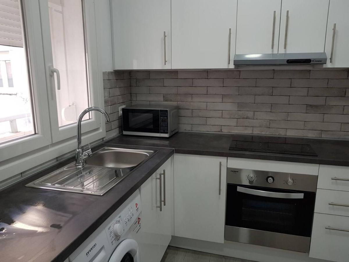 Apartamento Con Garaje En Centro Historico!! Jerez de la Frontera Esterno foto